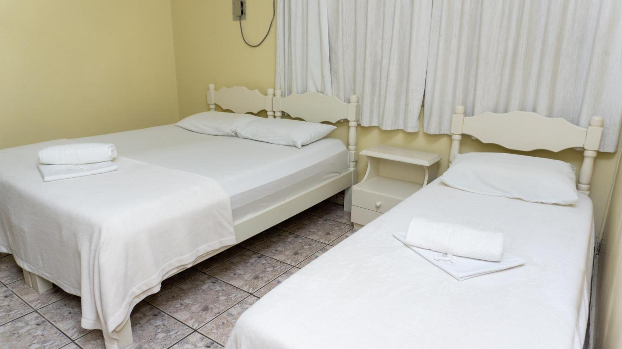 Canoas Hotel Castel Ngoại thất bức ảnh